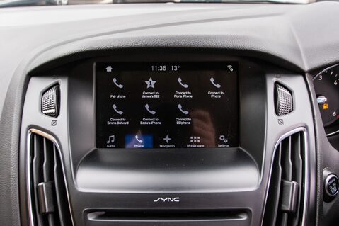 Ford Focus TITANIUM TDCI 24