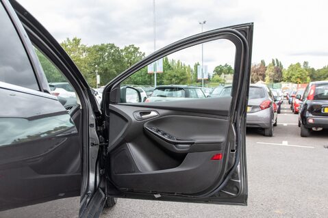 Ford Focus TITANIUM TDCI 14