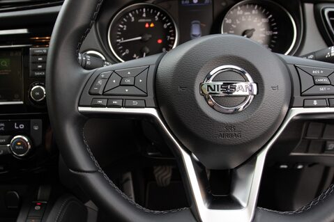 Nissan Qashqai DIG-T N-TEC 19