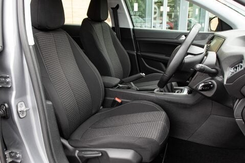 Peugeot 308 PURETECH S/S SW ACTIVE 32