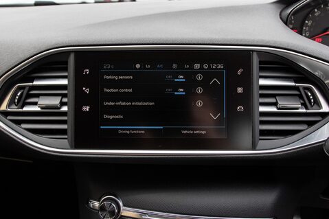 Peugeot 308 PURETECH S/S SW ACTIVE 28