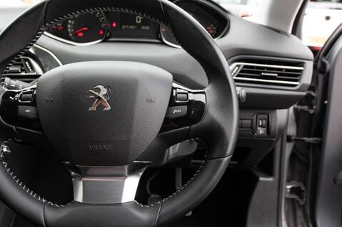 Peugeot 308 PURETECH S/S SW ACTIVE 20