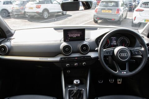 Audi Q2 TFSI S LINE 3