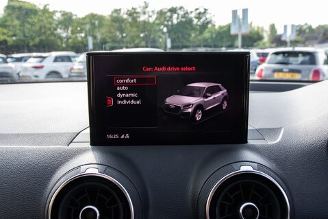 Audi Q2 TFSI S LINE 27