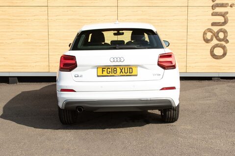 Audi Q2 TFSI S LINE 6