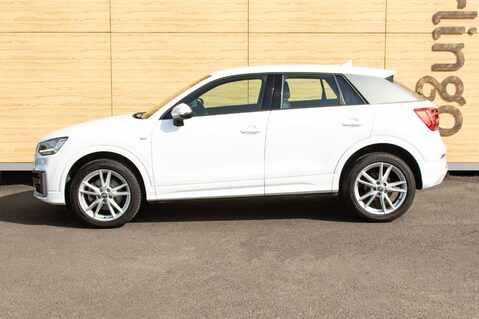 Audi Q2 TFSI S LINE 13