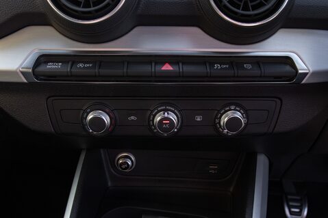 Audi Q2 TFSI S LINE 31