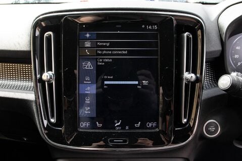 Volvo XC40 T3 R-DESIGN 28