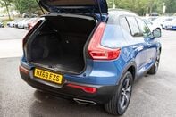 Volvo XC40 T3 R-DESIGN 36
