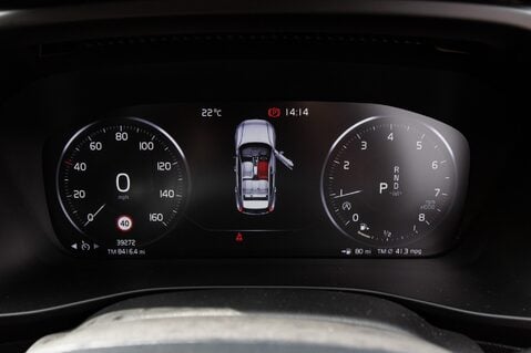 Volvo XC40 T3 R-DESIGN 15