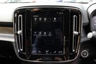 Volvo XC40 T3 R-DESIGN 24