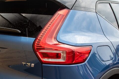 Volvo XC40 T3 R-DESIGN 9