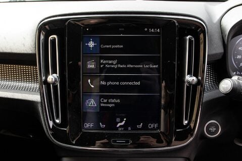 Volvo XC40 T3 R-DESIGN 22
