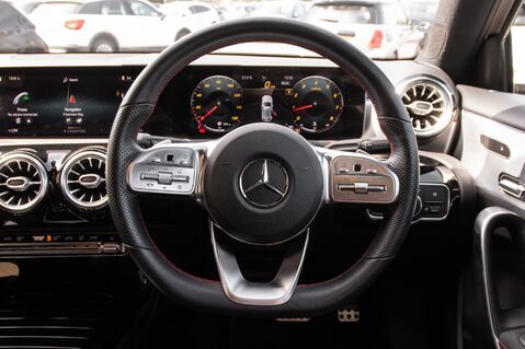 Mercedes-Benz A Class A 200 AMG LINE PREMIUM PLUS 22