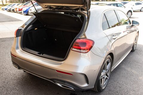Mercedes-Benz A Class A 200 AMG LINE PREMIUM PLUS 41