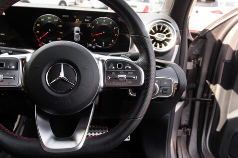 Mercedes-Benz A Class A 200 AMG LINE PREMIUM PLUS 21