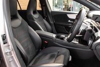 Mercedes-Benz A Class A 200 AMG LINE PREMIUM PLUS 34