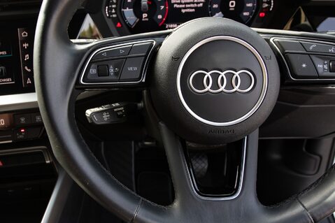 Audi A3 SPORTBACK TFSI SPORT MHEV 19