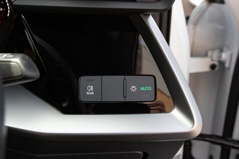 Audi A3 SPORTBACK TFSI SPORT MHEV 16