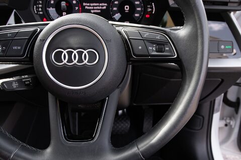 Audi A3 SPORTBACK TFSI SPORT MHEV 20
