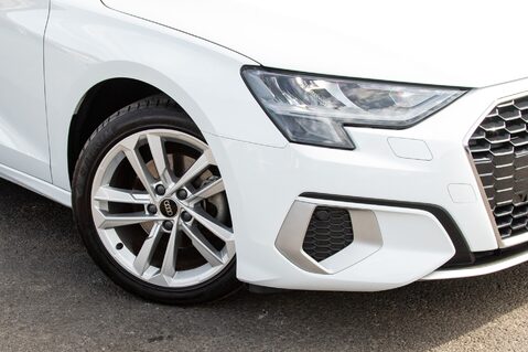Audi A3 SPORTBACK TFSI SPORT MHEV 11