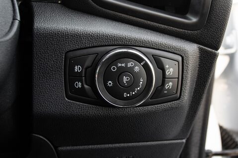 Ford Ecosport ST-LINE 17