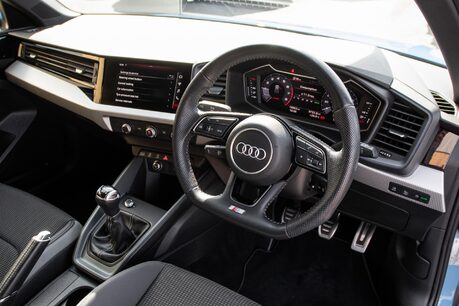 Audi A1 SPORTBACK TFSI S LINE