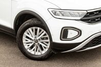 Volkswagen T-Roc LIFE TSI DSG 11