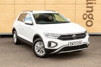 Volkswagen T-Roc LIFE TSI DSG 1