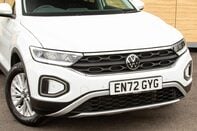 Volkswagen T-Roc LIFE TSI DSG 10