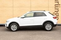 Volkswagen T-Roc LIFE TSI DSG 13