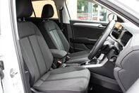 Volkswagen T-Roc LIFE TSI DSG 31