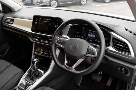 Volkswagen T-Roc LIFE TSI DSG