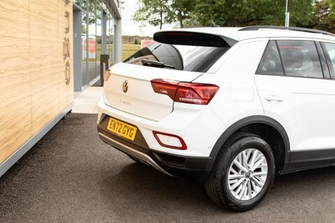 Volkswagen T-Roc LIFE TSI DSG 8