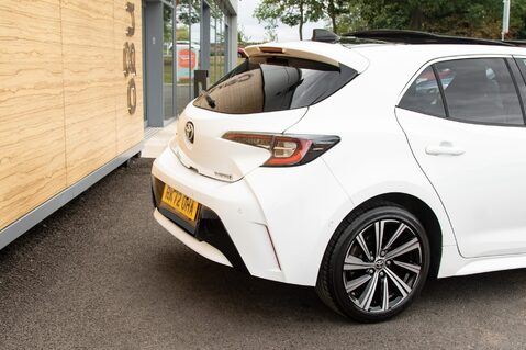 Toyota Corolla DESIGN 8