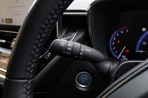 Toyota Corolla DESIGN 17