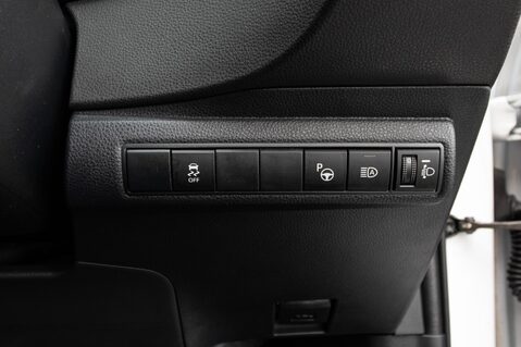 Toyota Corolla DESIGN 16