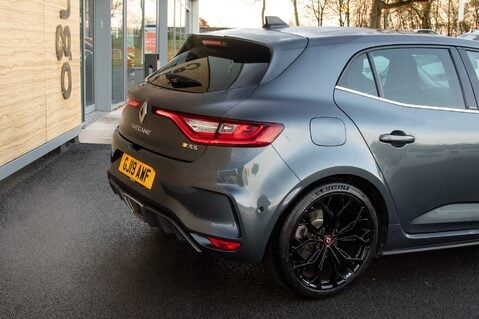 Renault Megane RENAULTSPORT 8