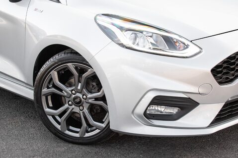 Ford Fiesta ST-LINE X 11