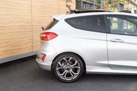 Ford Fiesta ST-LINE X 7