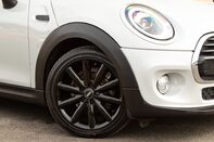 Mini Hatch COOPER D 11