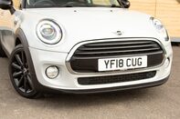Mini Hatch COOPER D 10