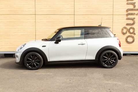 Mini Hatch COOPER D 13