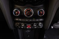 Mini Hatch COOPER D 32