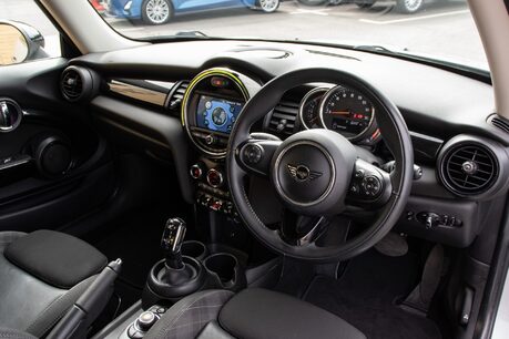 Mini Hatch COOPER D