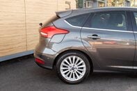 Ford Focus TITANIUM X 7