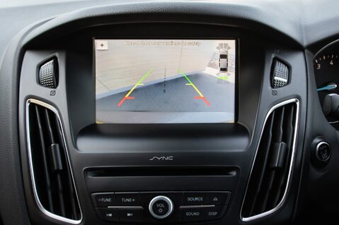 Ford Focus TITANIUM X 27