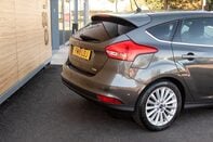 Ford Focus TITANIUM X 8