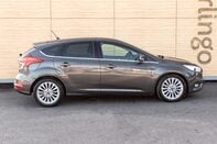 Ford Focus TITANIUM X 12