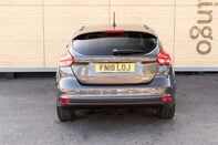 Ford Focus TITANIUM X 6